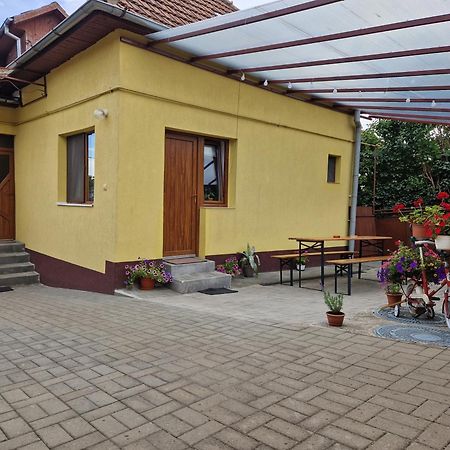 Hotel 1 For Rent Cluj-Napoca Esterno foto